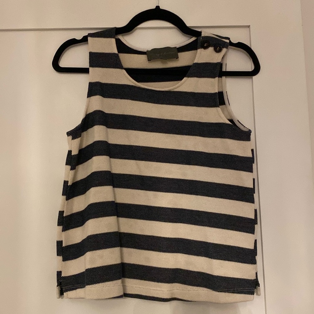 Anthropolgie shirt